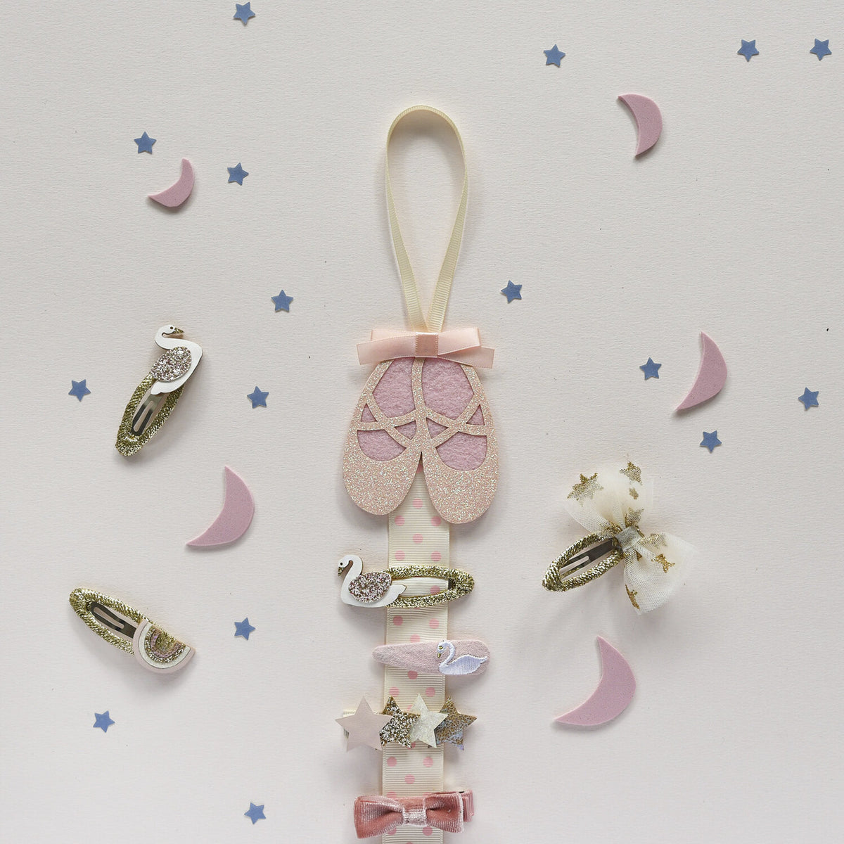 Ballet Shoe Clip Hanger - von rockahula